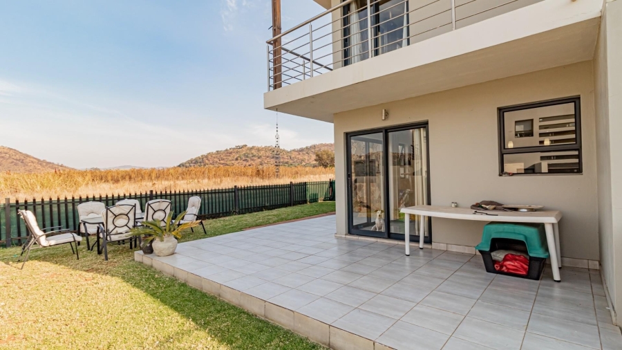 2 Bedroom Property for Sale in Redstone Private Country Estate North West